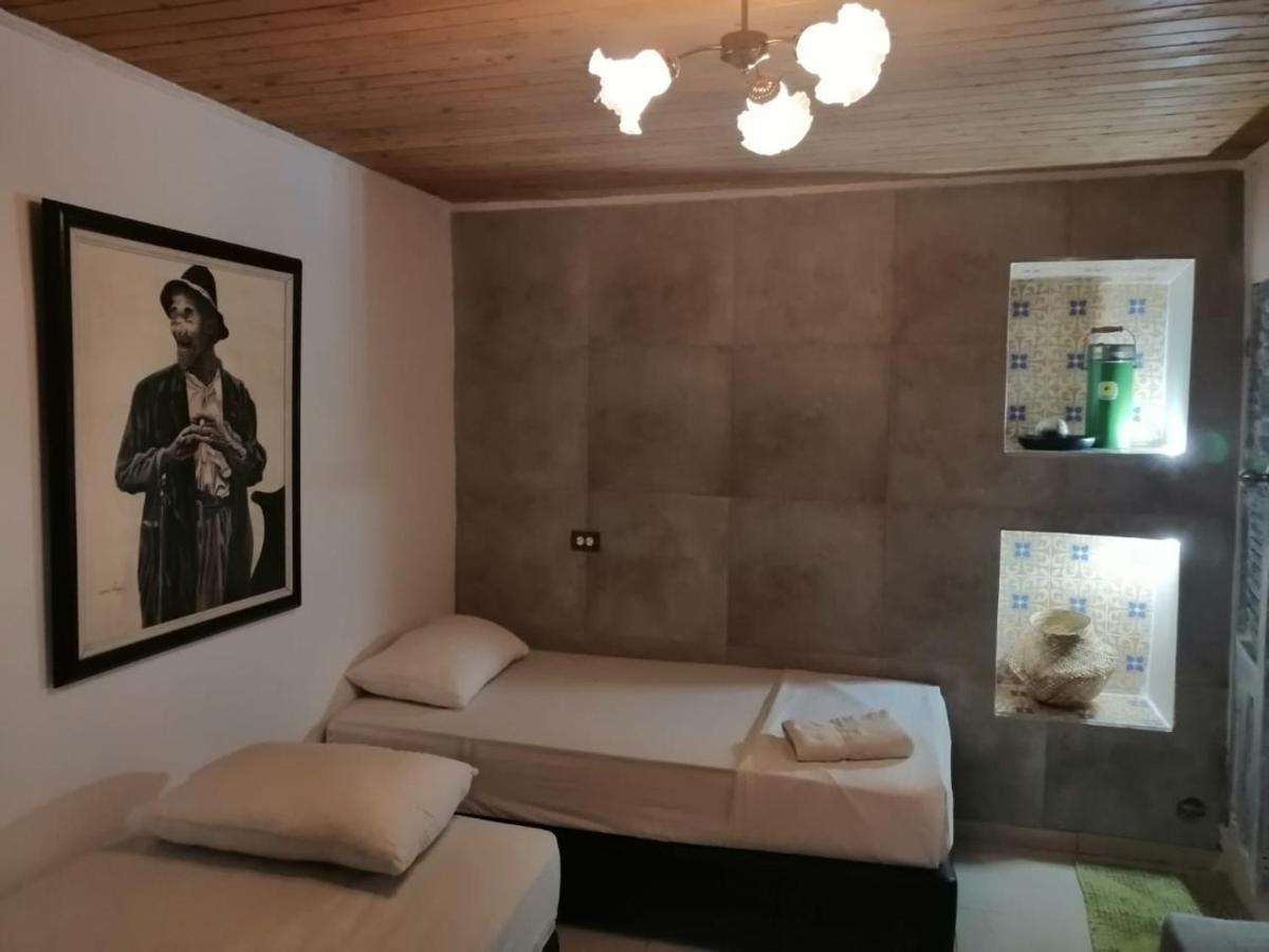 Casa Mama Waldy Hostel Cartagena Екстериор снимка