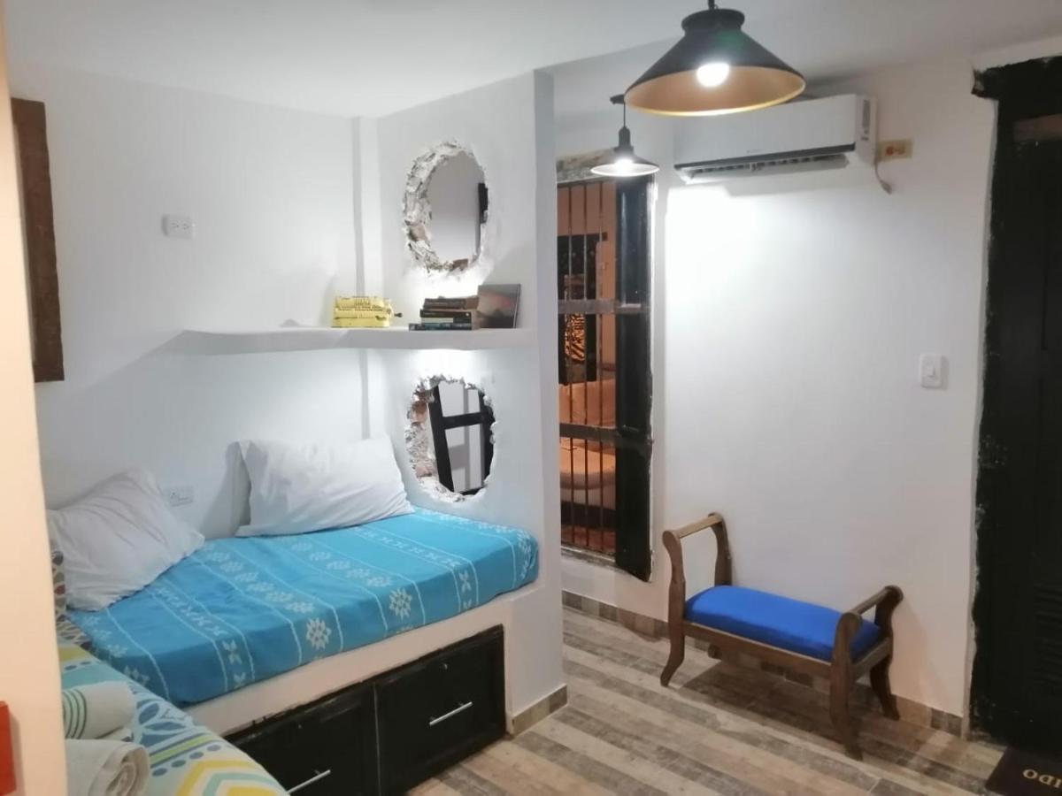 Casa Mama Waldy Hostel Cartagena Екстериор снимка