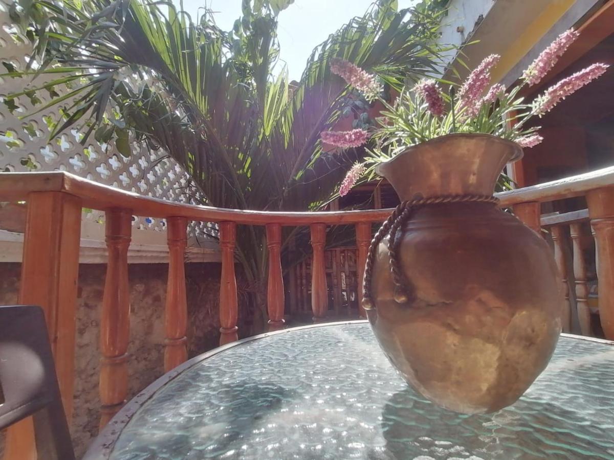 Casa Mama Waldy Hostel Cartagena Екстериор снимка