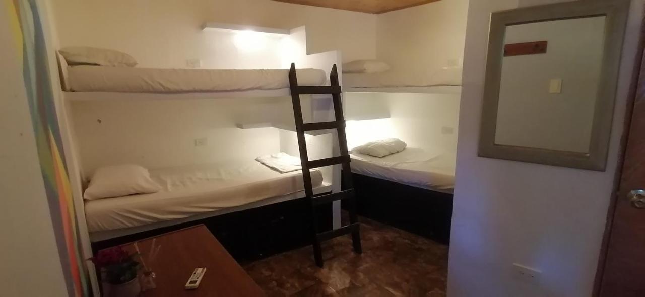 Casa Mama Waldy Hostel Cartagena Екстериор снимка