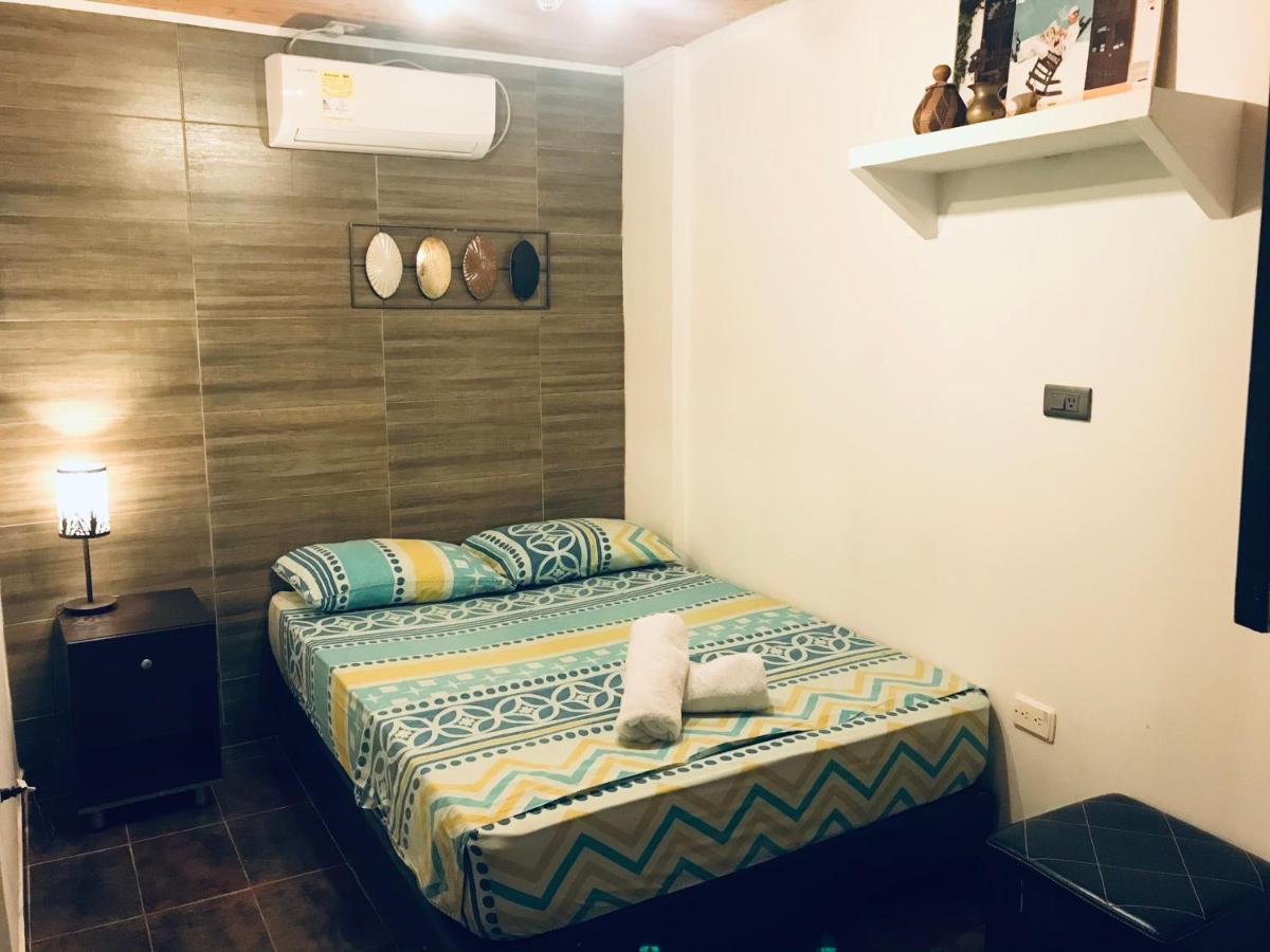 Casa Mama Waldy Hostel Cartagena Екстериор снимка