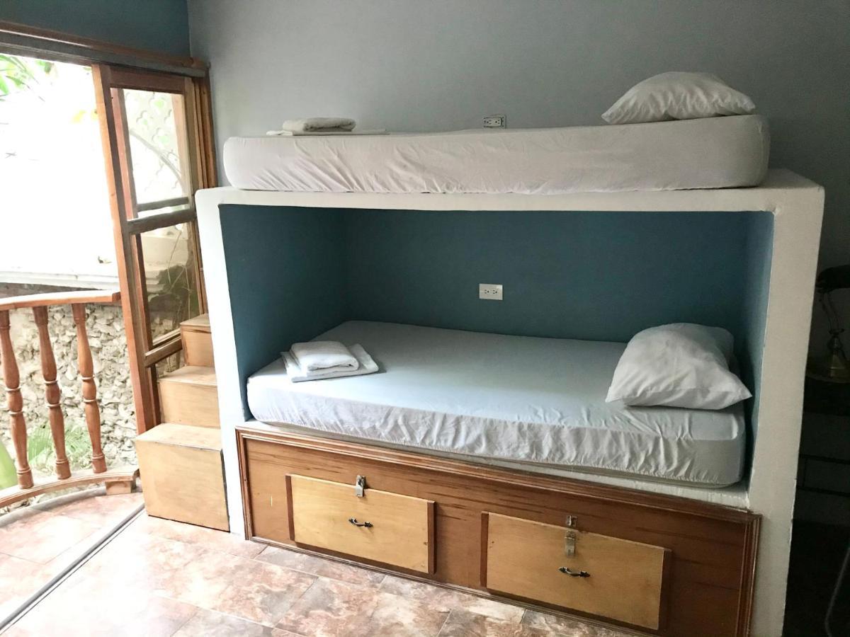 Casa Mama Waldy Hostel Cartagena Екстериор снимка